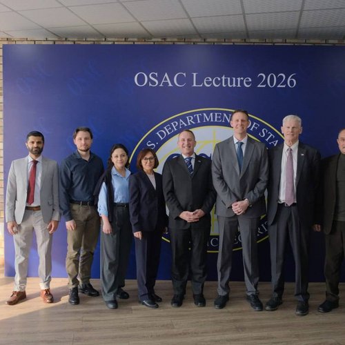 Toshkent Kimyo xalqaro universitetining xalqaro hamkorlik bo‘yicha prorektori Mr. Rod Clark tashabbusi bilan AQSHning OSAC tashkiloti vakillari bilan hamkorlikda hozirda dolzarb bo‘lib borayotgan masalalardan biri — sun’iy intellekt va kiberxavfsizlik mav