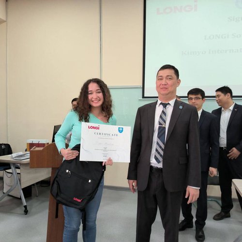 Компания LONGi Solar Technology и Ташкентский международный университет Кимё