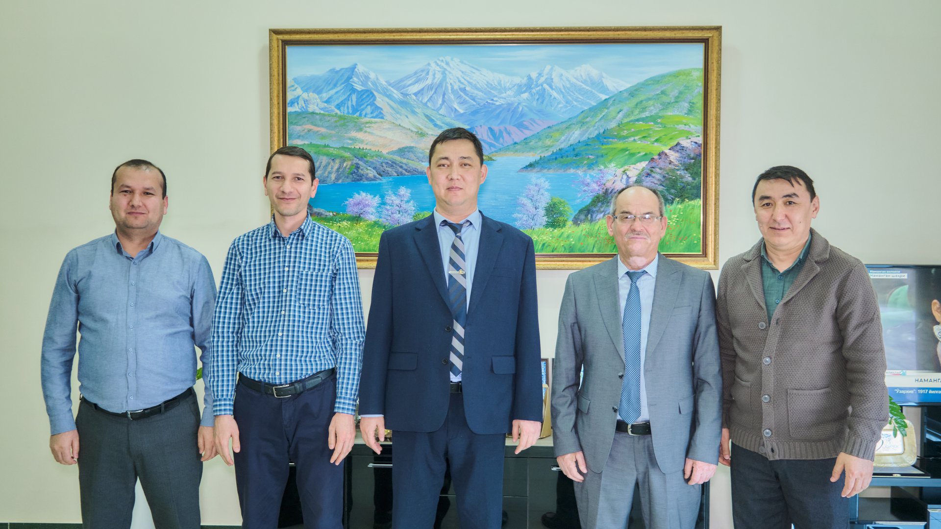 A memorandum of cooperation was signed on the implementation of research projects between Nukus branch of Tashkent University of Information Technologies and Kimyo International University in Tashkent A memorandum of cooperation was signed on the implementation of research projects between Nukus branch of Tashkent University of Information Technologies and Kimyo International University in Tashkent
