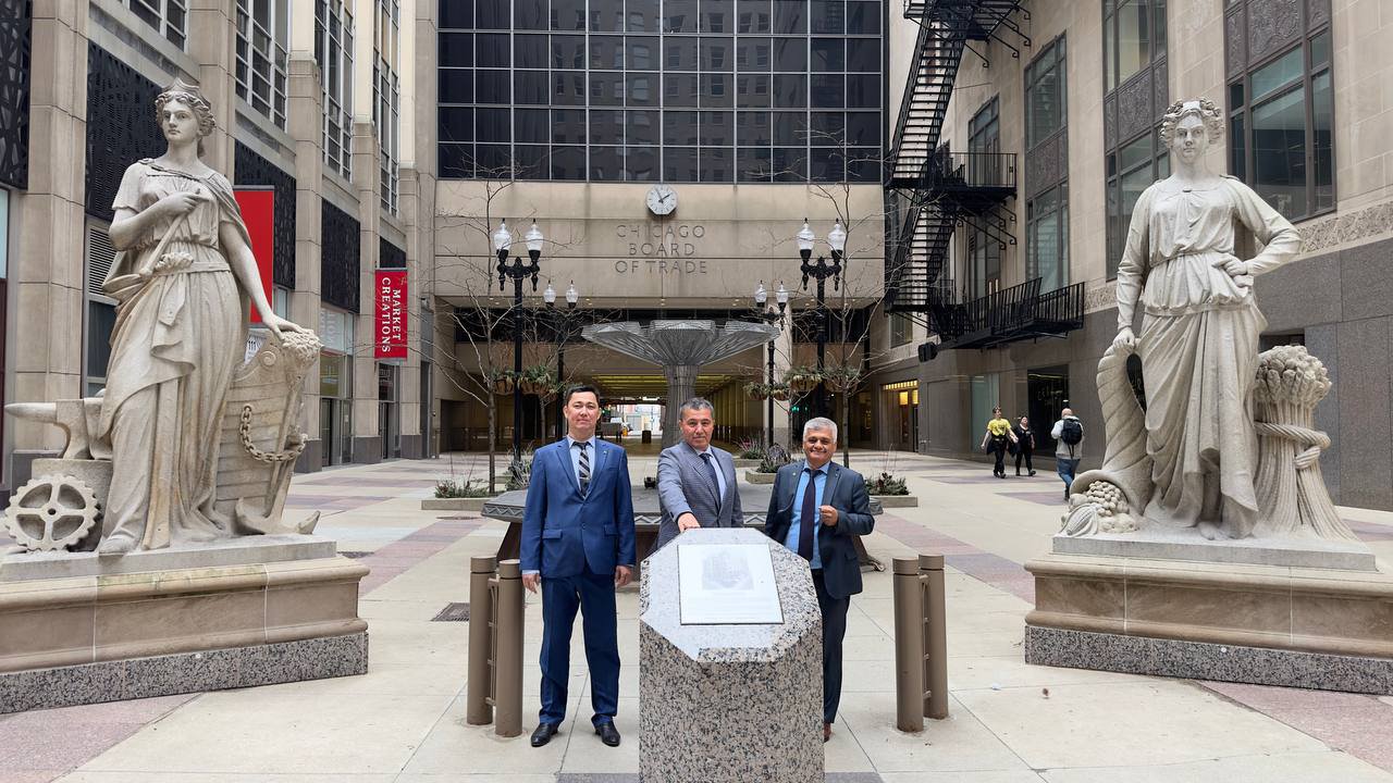 The visit of our delegation to the United States, in particular to Roosevelt University, continues The visit of our delegation to the United States, in particular to Roosevelt University, continues