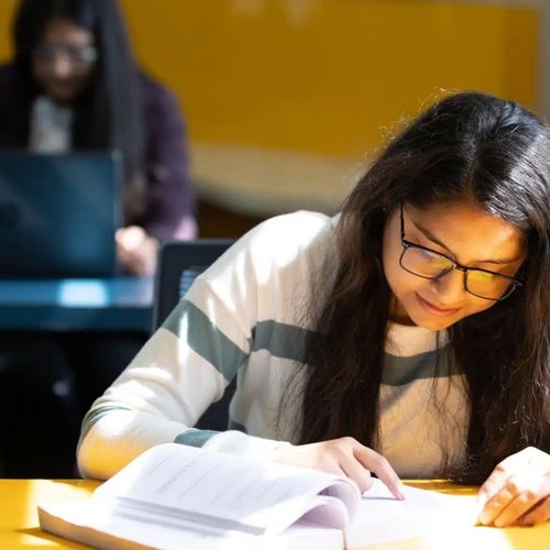 Toshkent Kimyo xalqaro universitetida quyidagi ixtisosliklar bo‘yicha malakaviy imtihonlar uchun hujjatlar qabuli davom etmoqda: