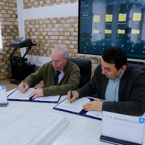 Alejandro Pastrana Molero, CEO of the Spanish advertising and consulting company Gedepsa, visited Kimyo International University in Tashkent