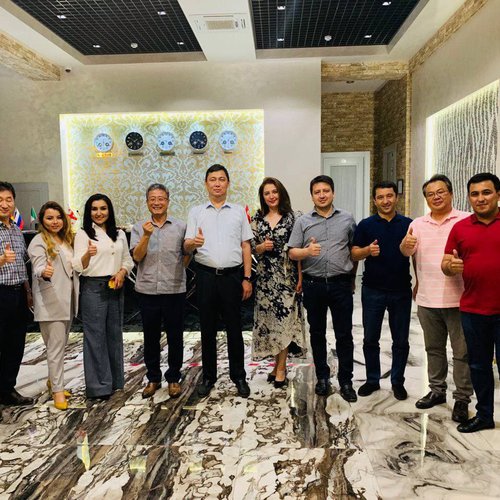 Была организована экскурсия по гостиничному комплексу New York Hotel
