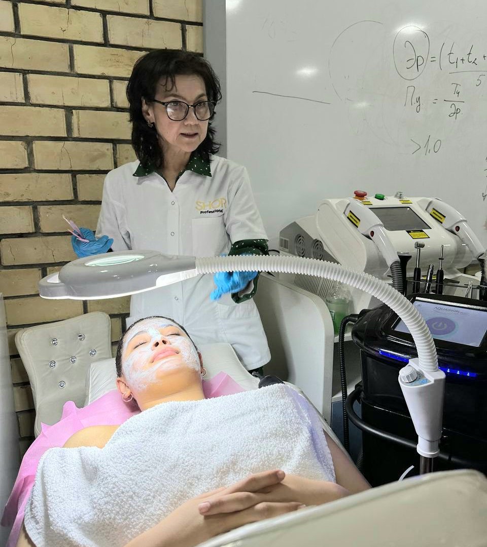 Another practical seminar with an invited specialist for students of the “Beauty Aesthetics” direction. Another practical seminar with an invited specialist for students of the “Beauty Aesthetics” direction.