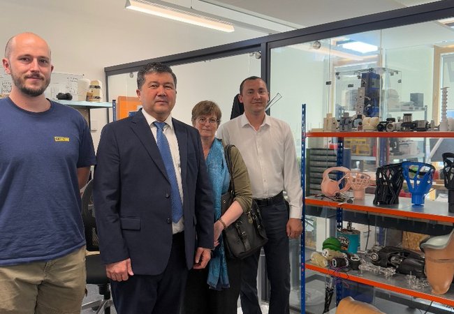 On July 25, 2025, the delegation of Tashkent Kimyo International University (KIUT), currently on an official visit to the United Kingdom, visited the University of West London located in the city of Bristol