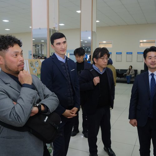 Toshkent Kimyo xalqaro universiteti hamda RIDM hamkorligida “Kelajak Bunyodkorlari” nomli arxitektura, interyer va landshaft dizayni ko‘rgazmasining rasmiy ochilish marosimi bo‘lib o‘tdi.