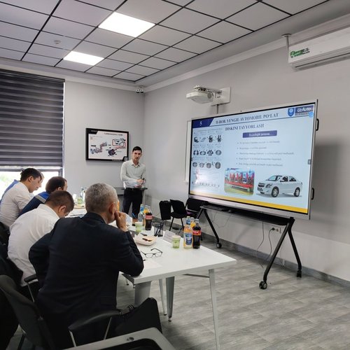2026-yil 5-may kuni Toshkent Kimyo xalqaro universiteti “Mashinasozlik texnologiyasi” kafedrasining “Mechanical Engineering” yo‘nalishi bitiruvchi talabalari uchun Bitiruv malakaviy ishlari himoyasi “UzAuto MOTORS” AJning O‘quv-ishlab chiqarish injiniring