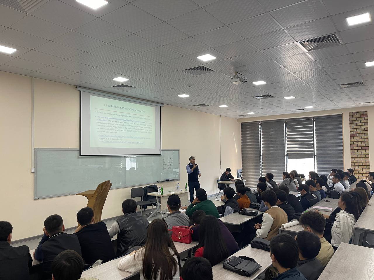 Professor - economist from the UK gave a lecture for students of the School of Business and Finance Professor - economist from the UK gave a lecture for students of the School of Business and Finance