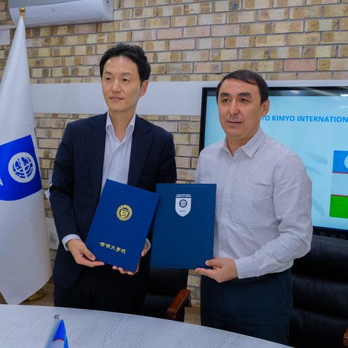Academic Cooperation with Semyung University Discussed