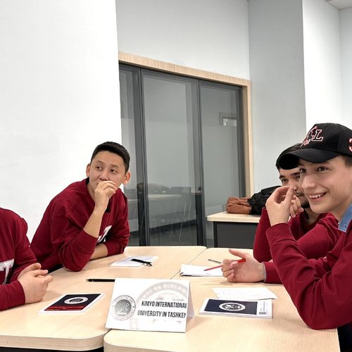 The “Intellectual Game” competition, organized for knowledgeable young people, was held at the University of World Economy and Diplomacy